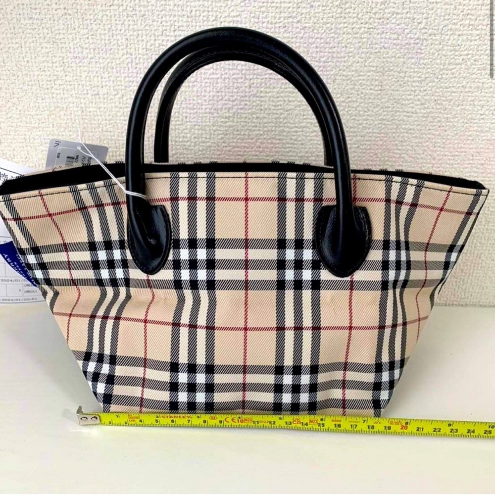 ‼️Authentic Burberry Tote Shoulder Bag‼️